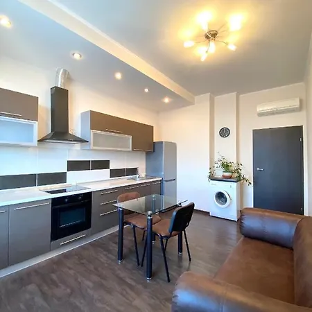 Grecheskaya Street Gefest Апартаменти